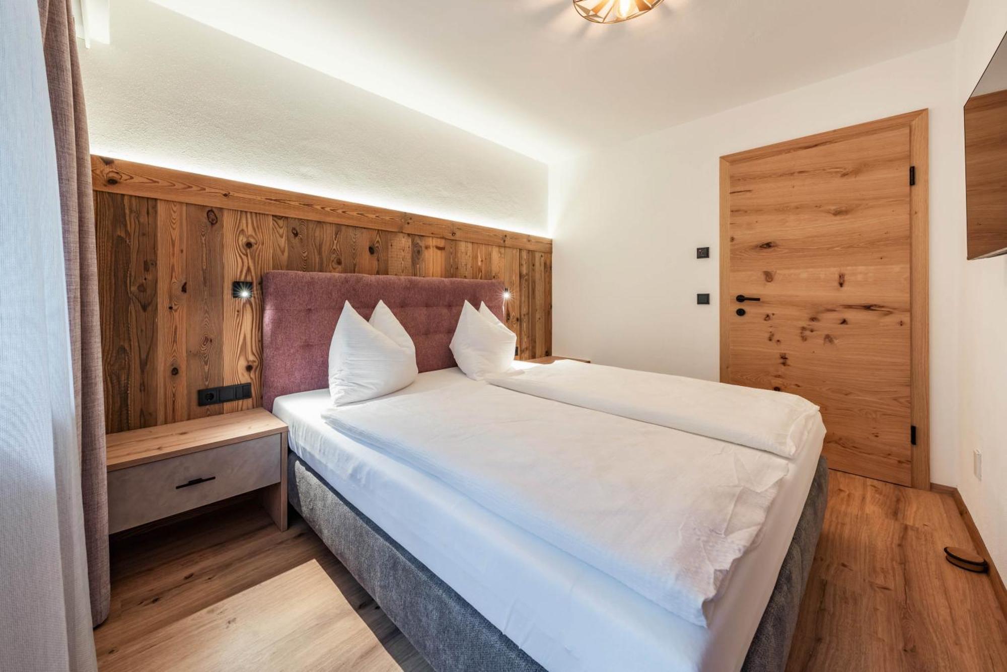מאיירהופן Montana Apartments מראה חיצוני תמונה