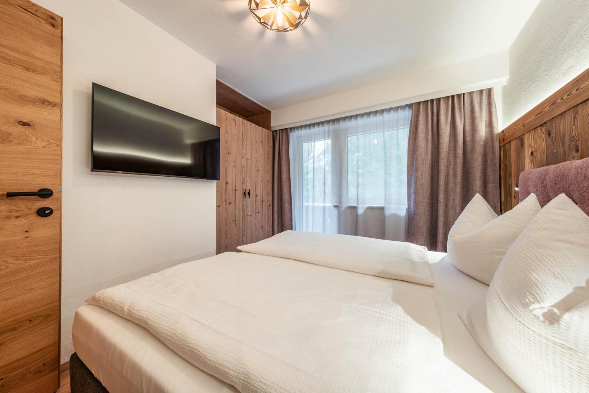 מאיירהופן Montana Apartments מראה חיצוני תמונה