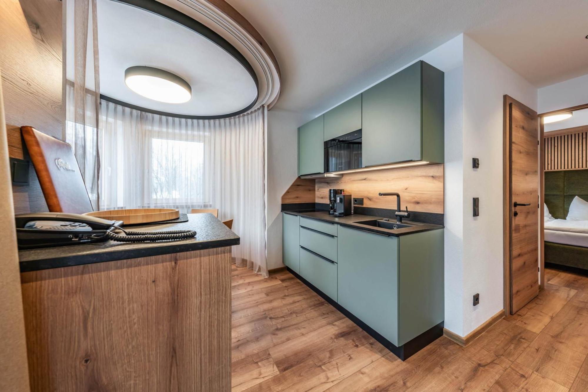 מאיירהופן Montana Apartments מראה חיצוני תמונה