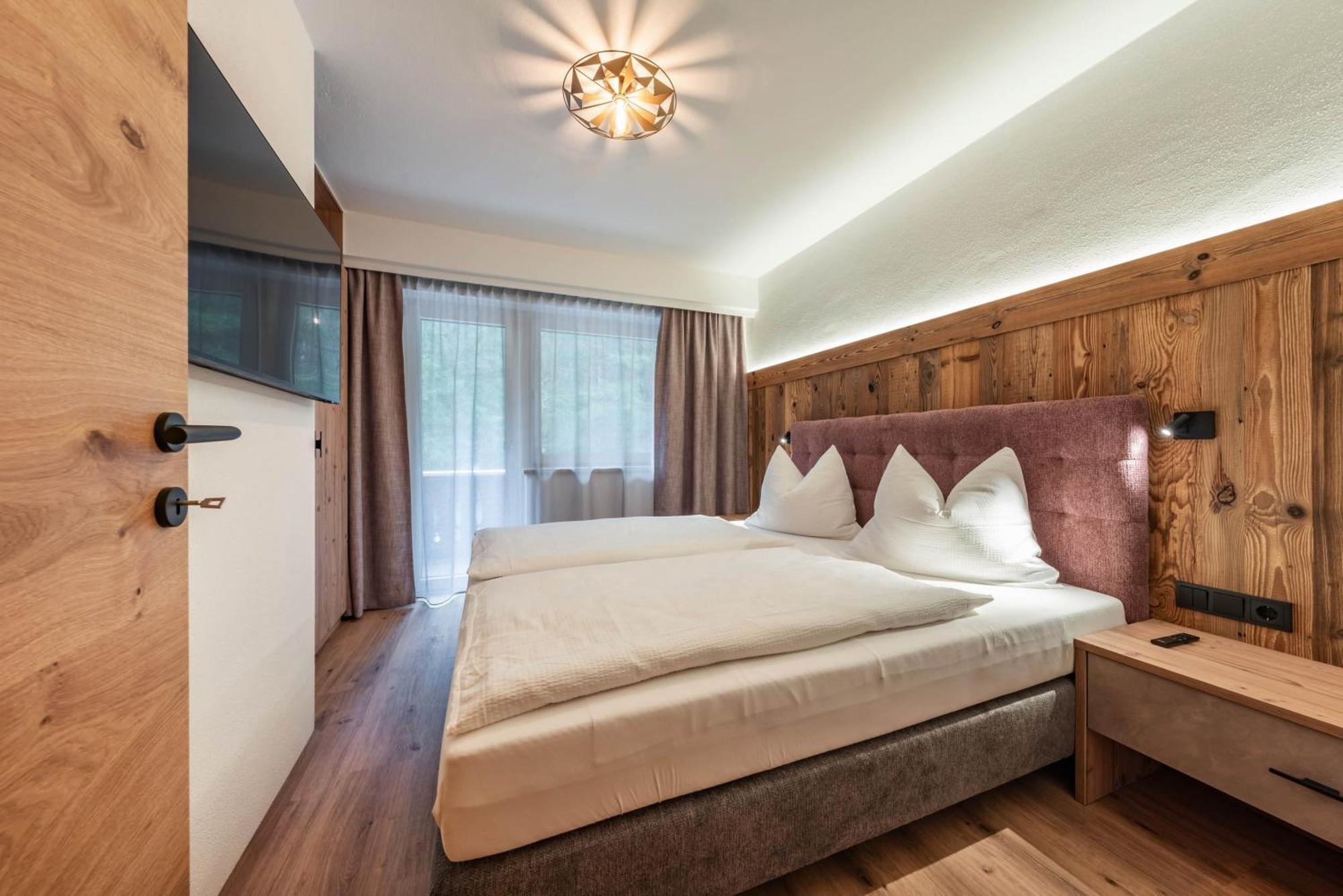 מאיירהופן Montana Apartments מראה חיצוני תמונה